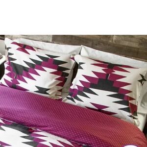 THREAD EXPERIMENT David Hart Linen Blend King Size Pillow Shams Set of 2-NEW!